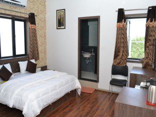 A R Excellency Hotel Jodhpur  Buitenkant foto