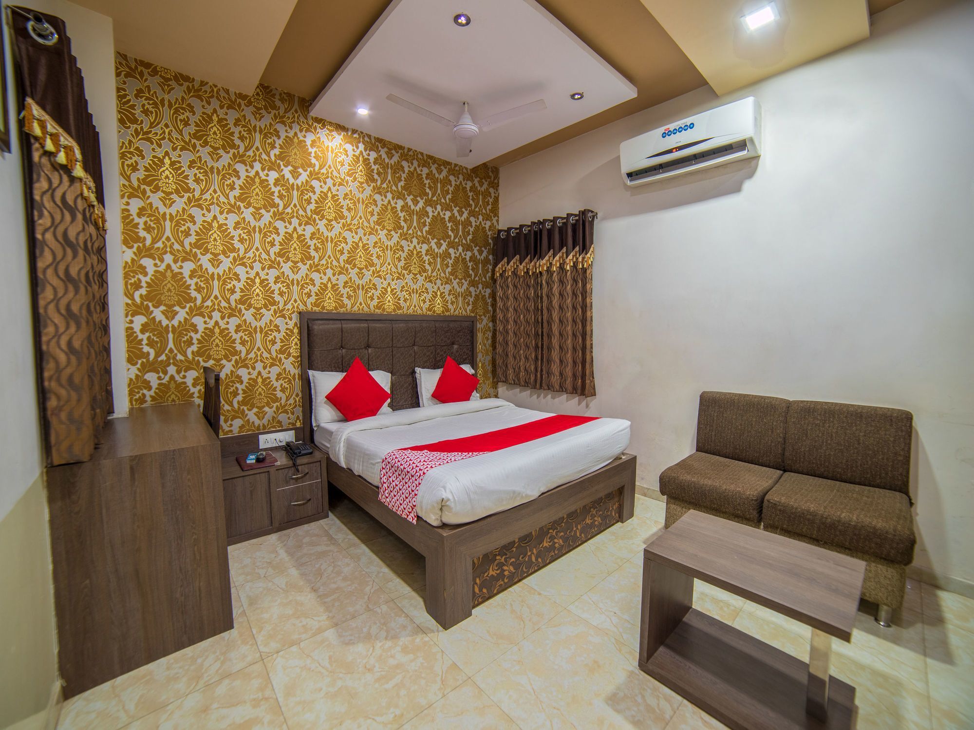 A R Excellency Hotel Jodhpur  Buitenkant foto